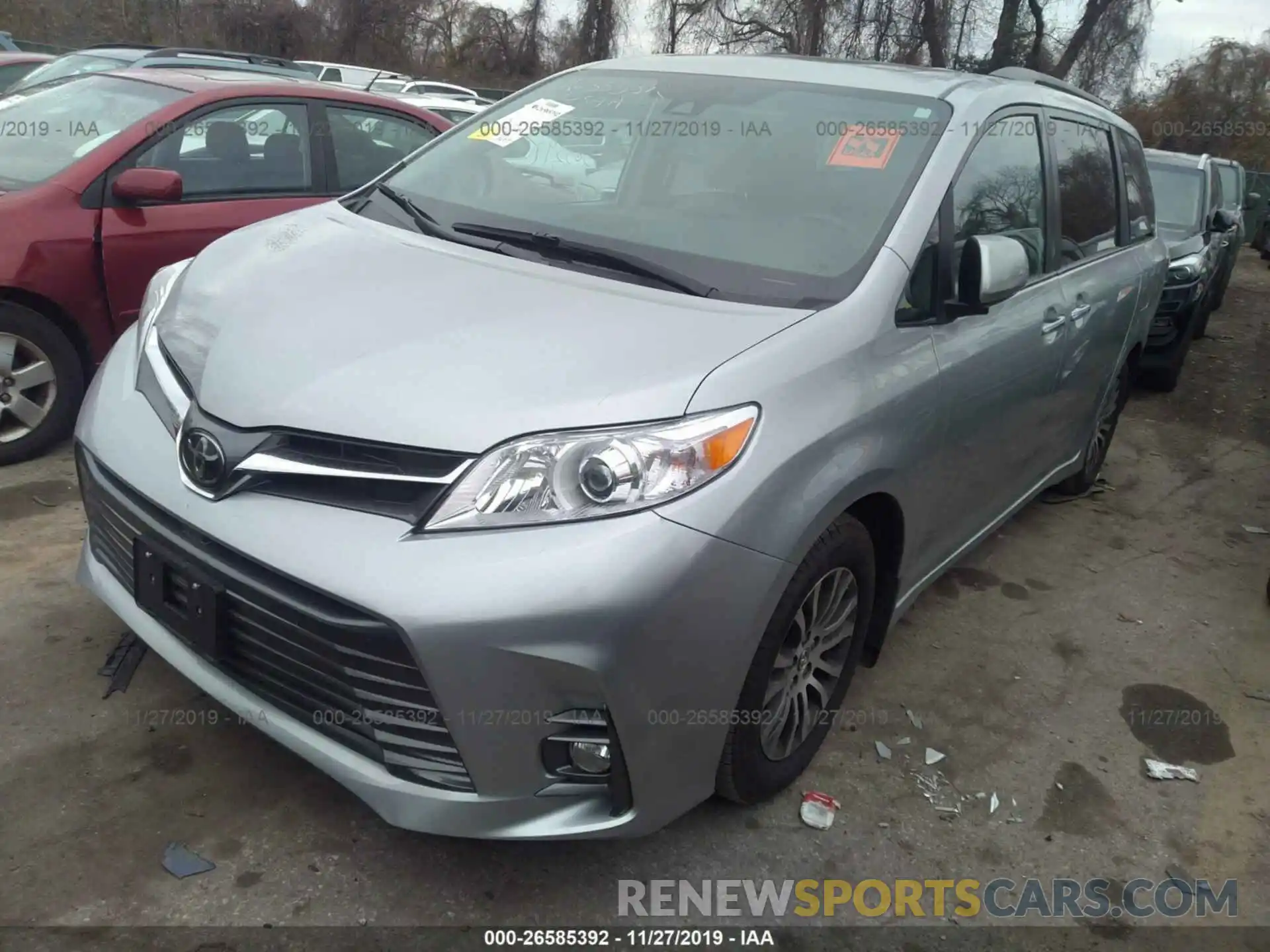 2 Фотография поврежденного автомобиля 5TDYZ3DC0KS979257 TOYOTA SIENNA 2019