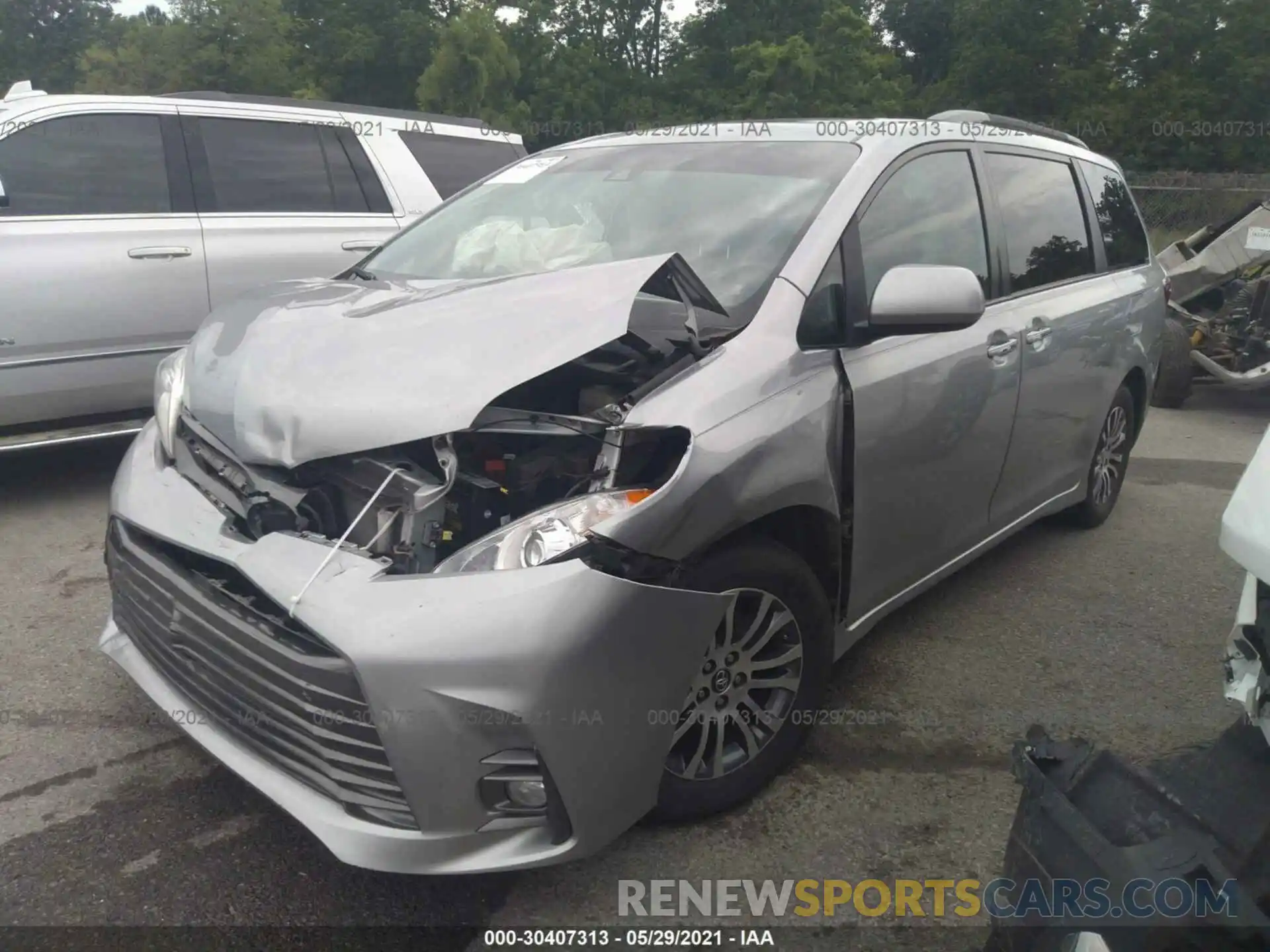 2 Фотография поврежденного автомобиля 5TDYZ3DC0KS980974 TOYOTA SIENNA 2019