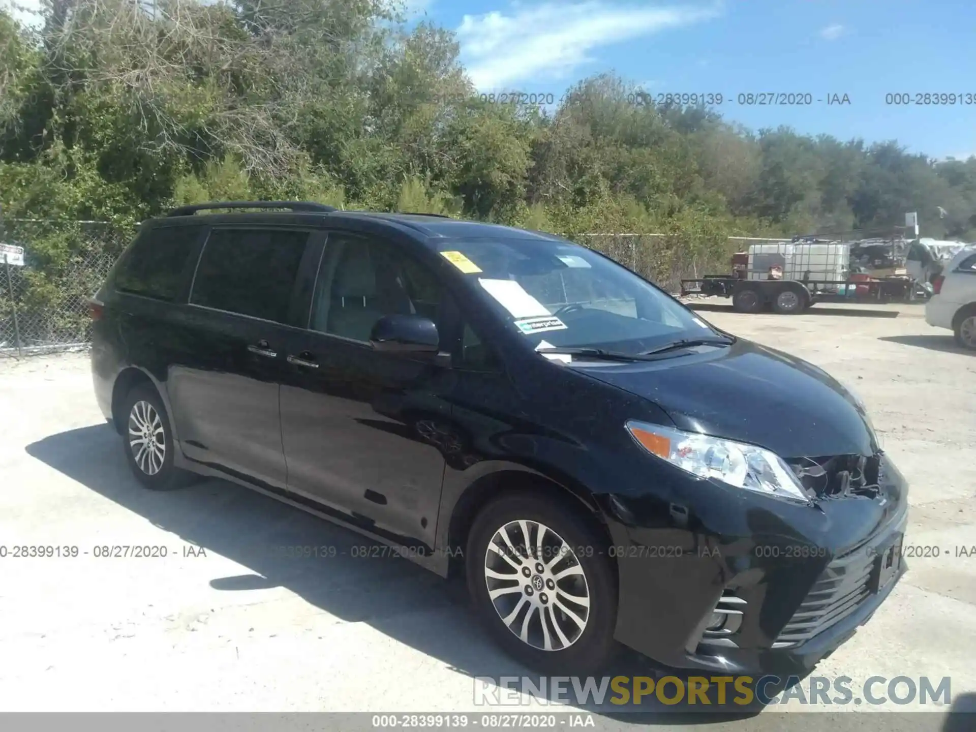 1 Photograph of a damaged car 5TDYZ3DC0KS983020 TOYOTA SIENNA 2019