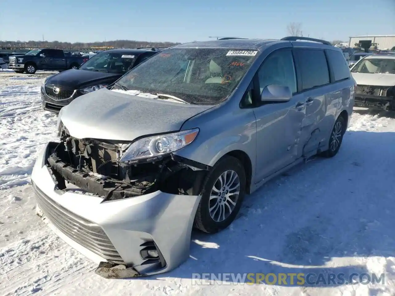 2 Фотография поврежденного автомобиля 5TDYZ3DC0KS988816 TOYOTA SIENNA 2019