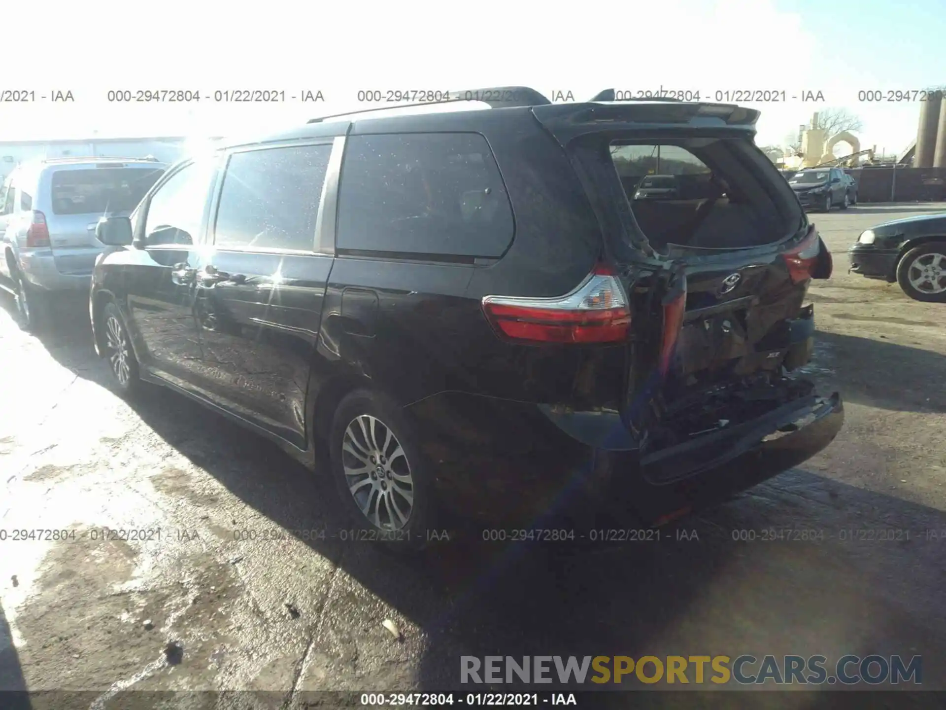 3 Фотография поврежденного автомобиля 5TDYZ3DC0KS990999 TOYOTA SIENNA 2019