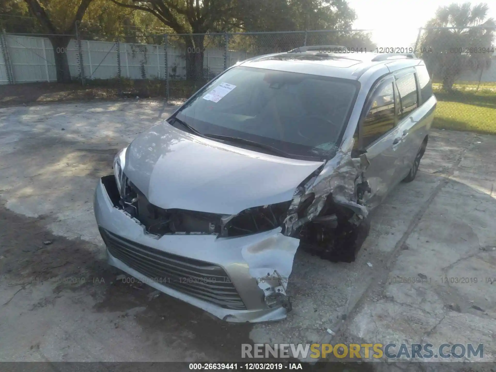 6 Photograph of a damaged car 5TDYZ3DC0KS999864 TOYOTA SIENNA 2019