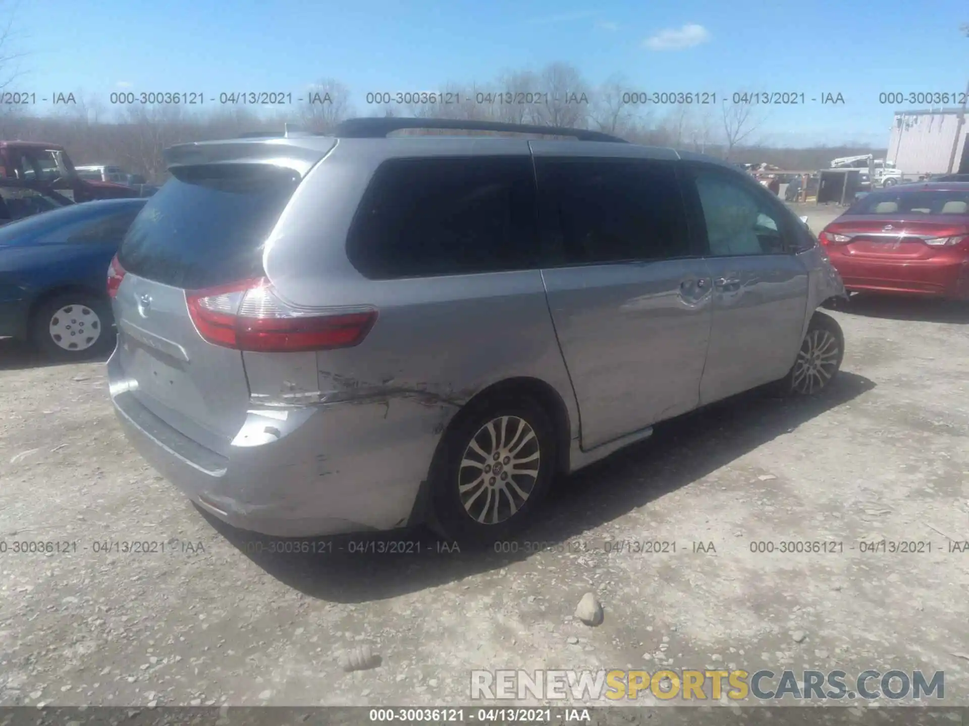 4 Фотография поврежденного автомобиля 5TDYZ3DC1KS001429 TOYOTA SIENNA 2019