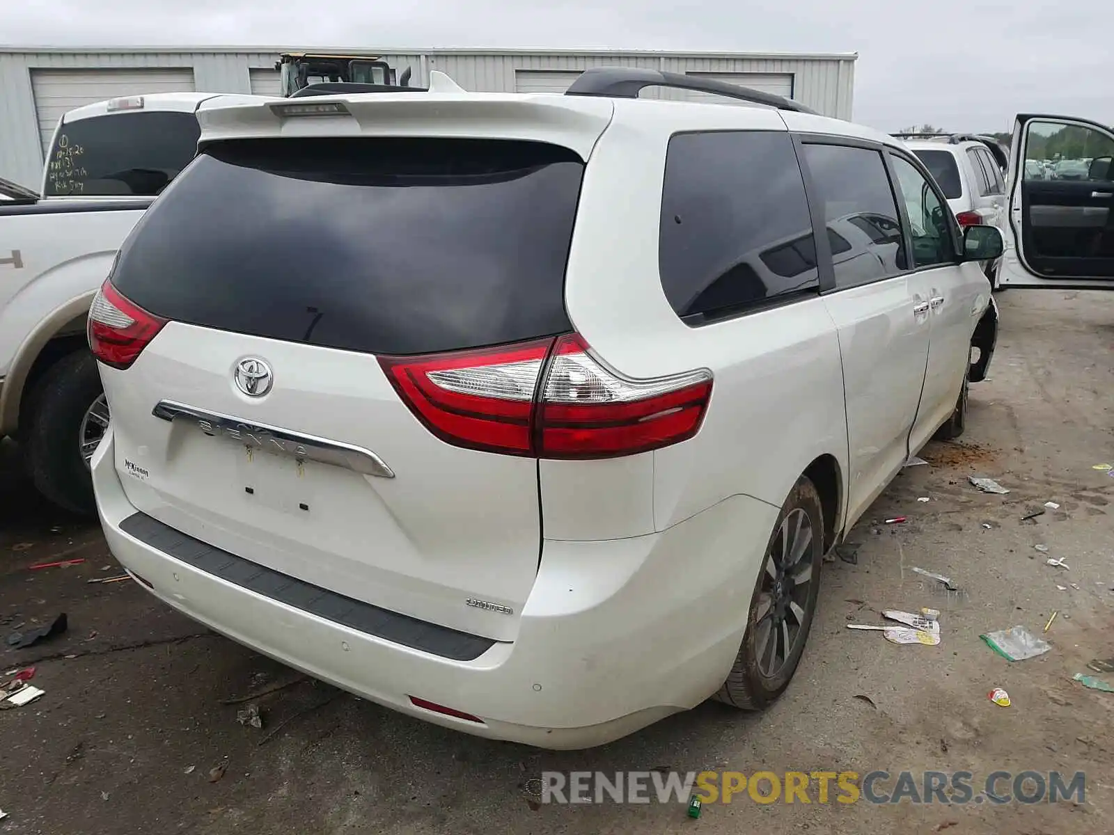 4 Фотография поврежденного автомобиля 5TDYZ3DC1KS004346 TOYOTA SIENNA 2019