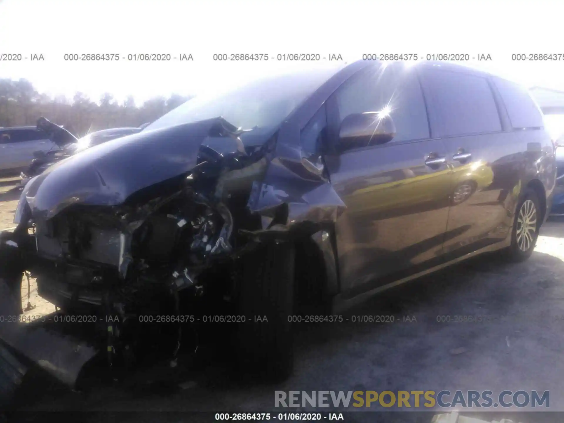 2 Photograph of a damaged car 5TDYZ3DC1KS009045 TOYOTA SIENNA 2019