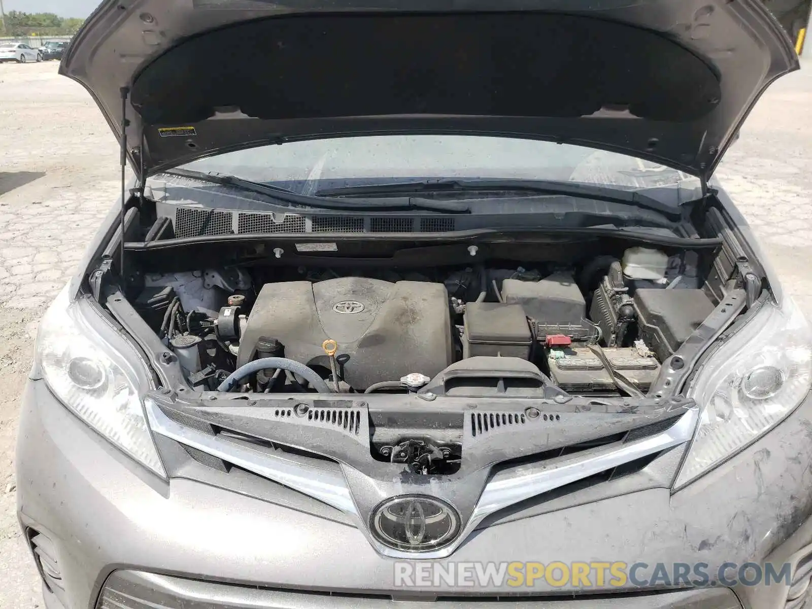 7 Photograph of a damaged car 5TDYZ3DC1KS973886 TOYOTA SIENNA 2019