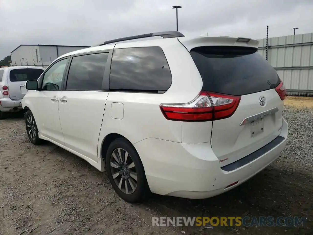 3 Фотография поврежденного автомобиля 5TDYZ3DC1KS973953 TOYOTA SIENNA 2019