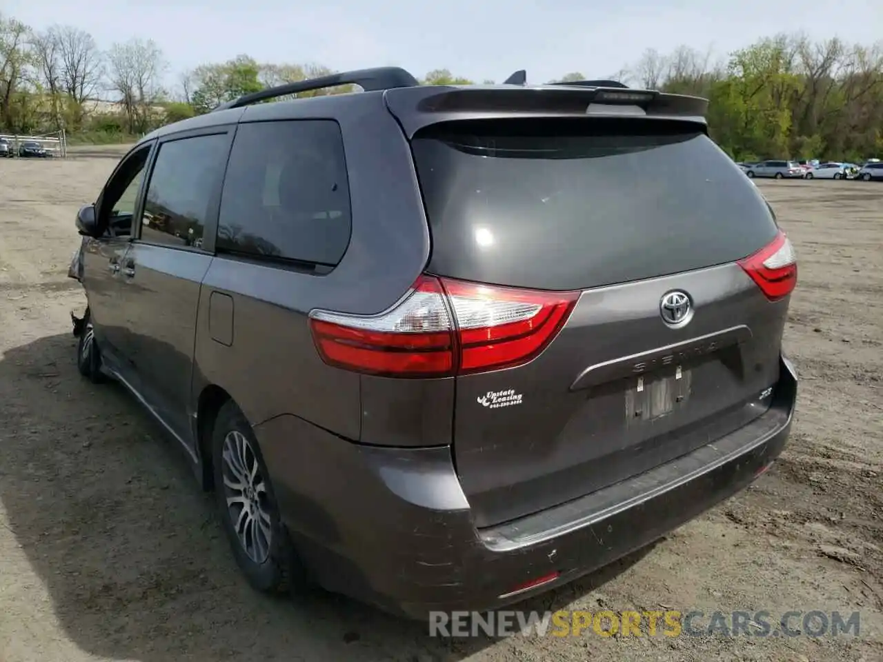 3 Фотография поврежденного автомобиля 5TDYZ3DC1KS980692 TOYOTA SIENNA 2019