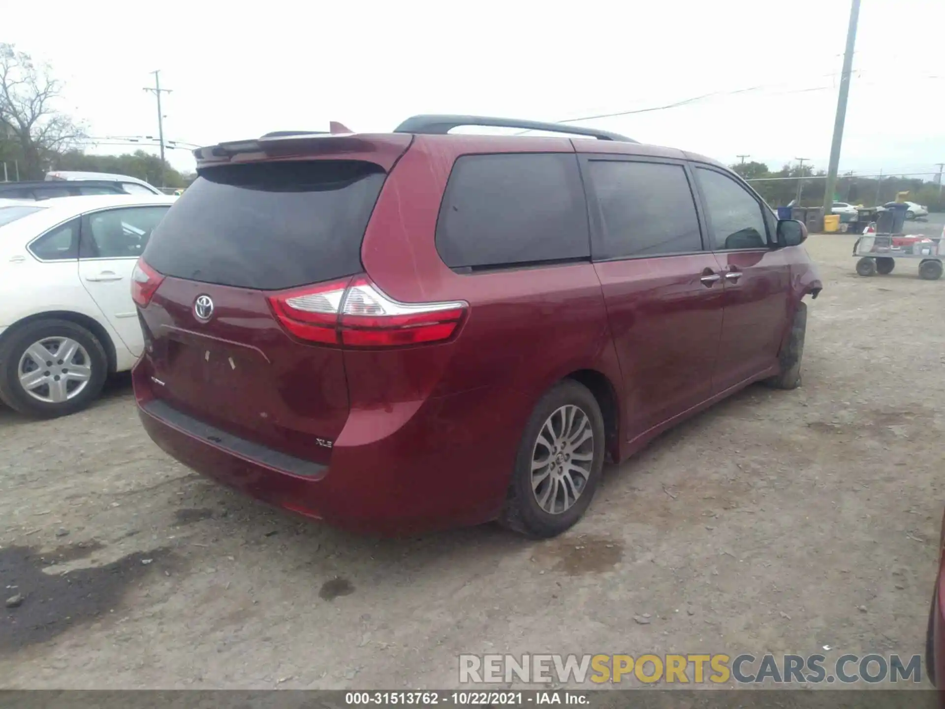 4 Фотография поврежденного автомобиля 5TDYZ3DC1KS982698 TOYOTA SIENNA 2019