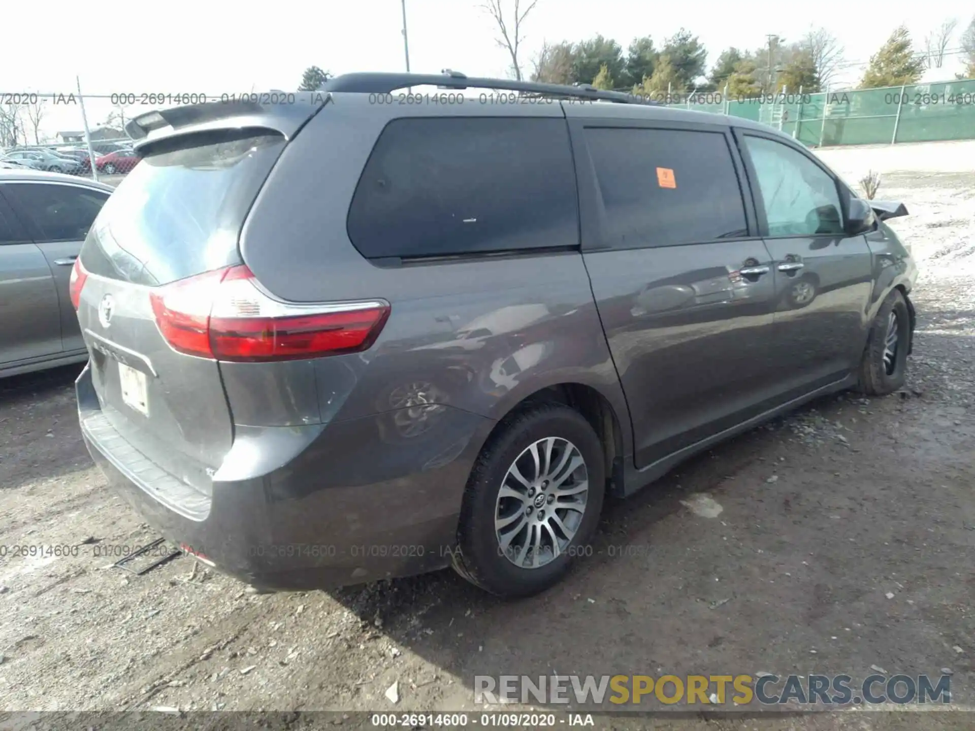 4 Фотография поврежденного автомобиля 5TDYZ3DC1KS983706 TOYOTA SIENNA 2019