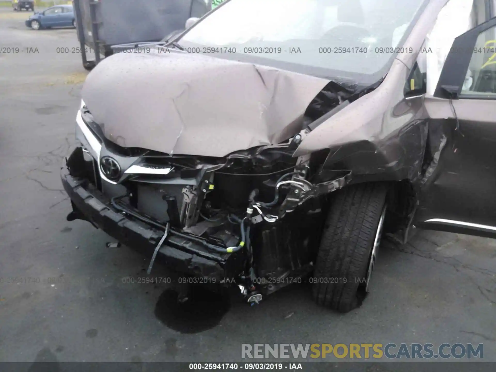 6 Photograph of a damaged car 5TDYZ3DC1KS984175 TOYOTA SIENNA 2019