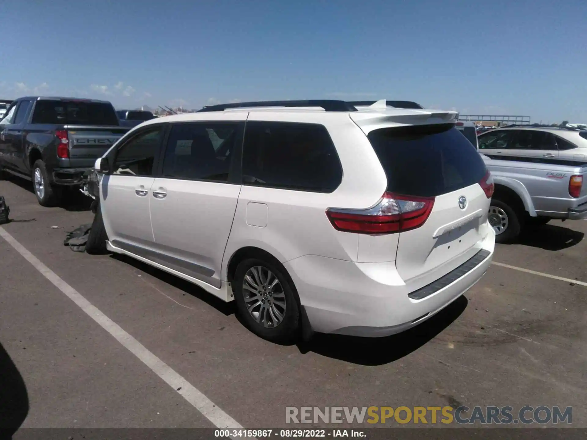 3 Фотография поврежденного автомобиля 5TDYZ3DC1KS987805 TOYOTA SIENNA 2019