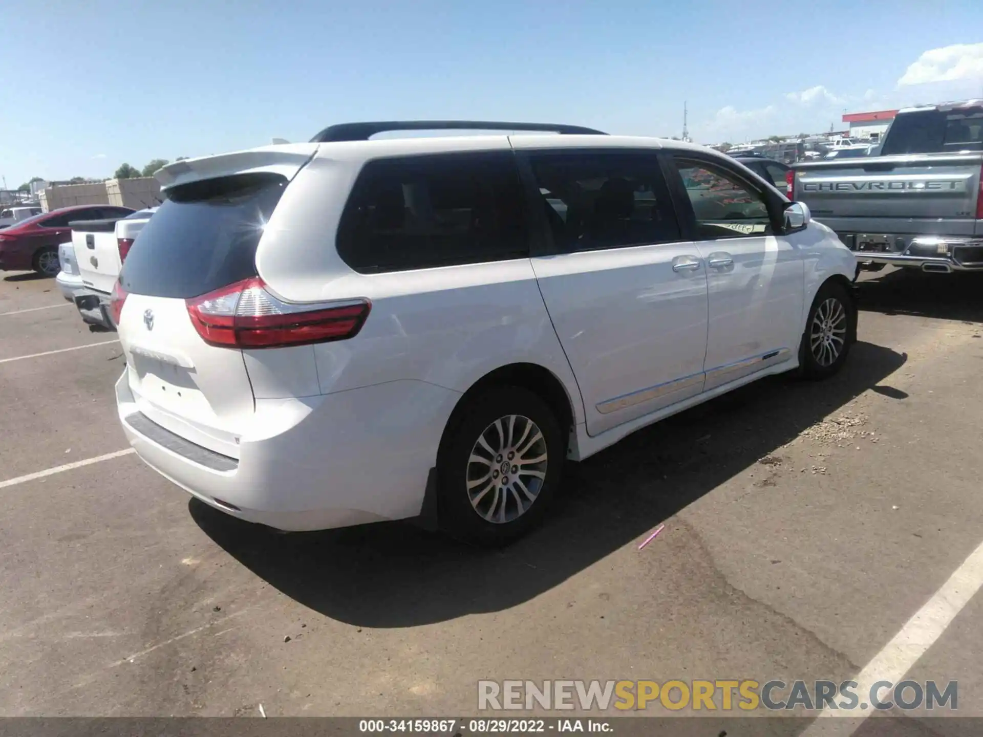 4 Фотография поврежденного автомобиля 5TDYZ3DC1KS987805 TOYOTA SIENNA 2019