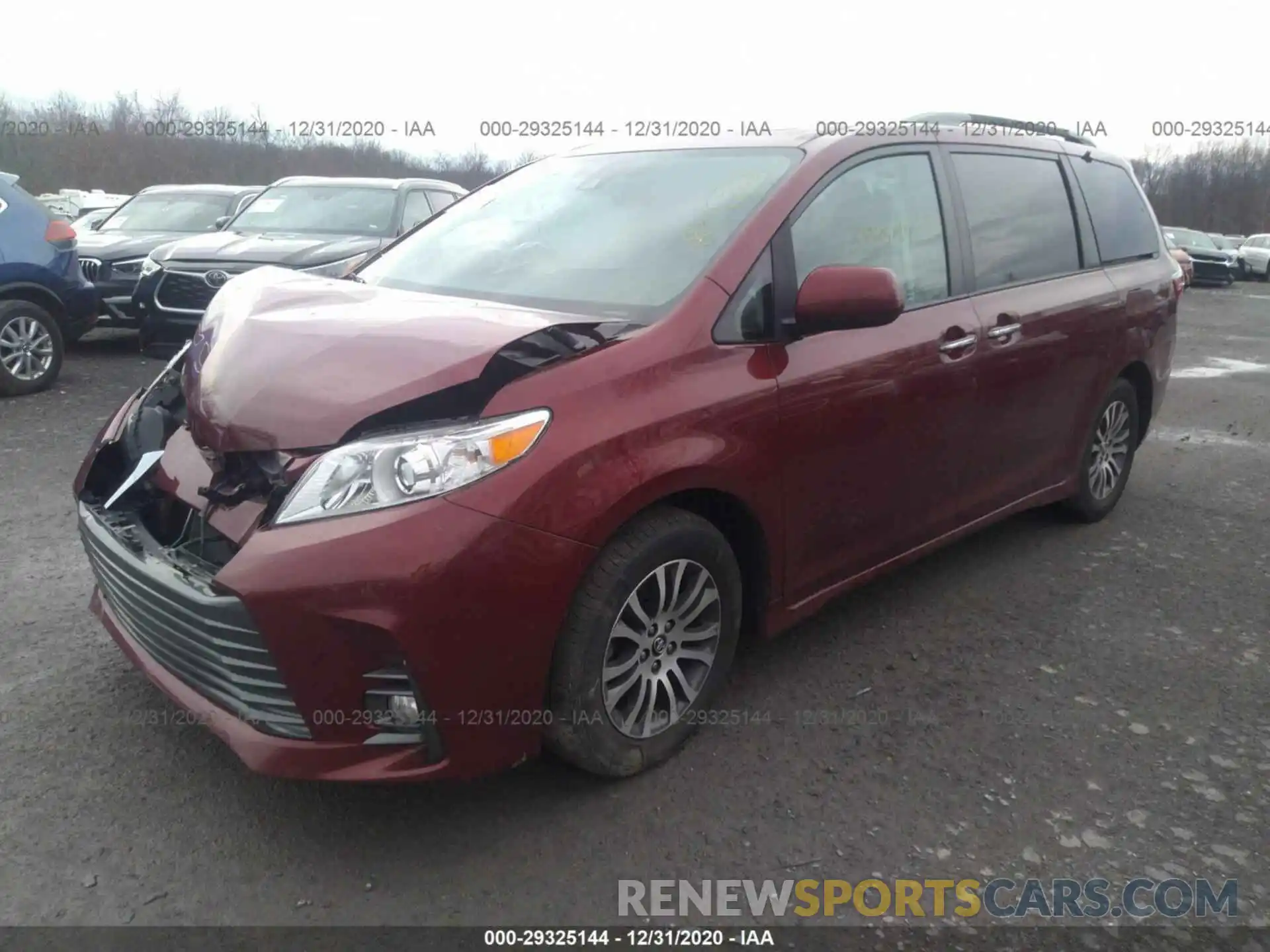 2 Фотография поврежденного автомобиля 5TDYZ3DC1KS994012 TOYOTA SIENNA 2019