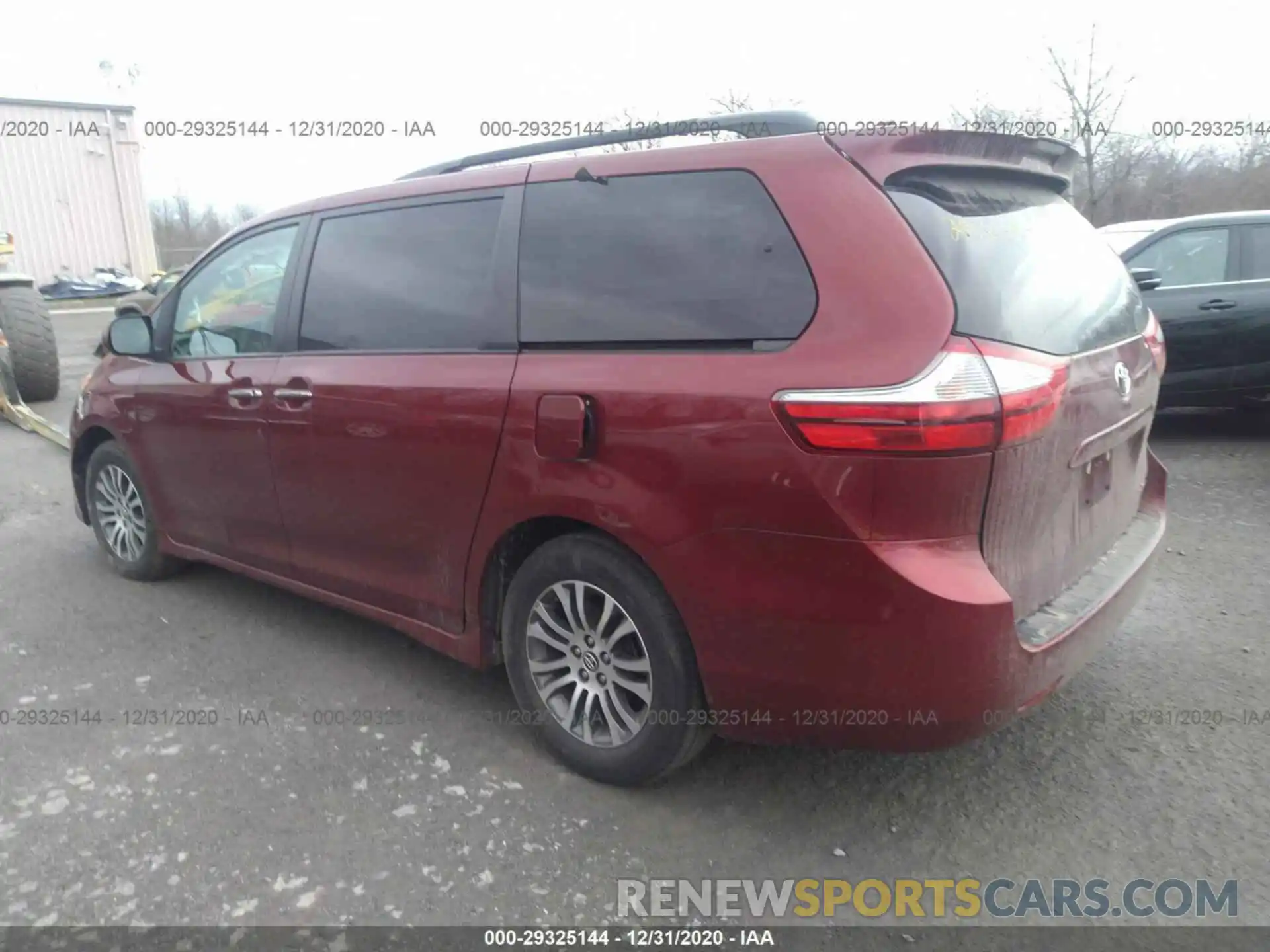 3 Фотография поврежденного автомобиля 5TDYZ3DC1KS994012 TOYOTA SIENNA 2019