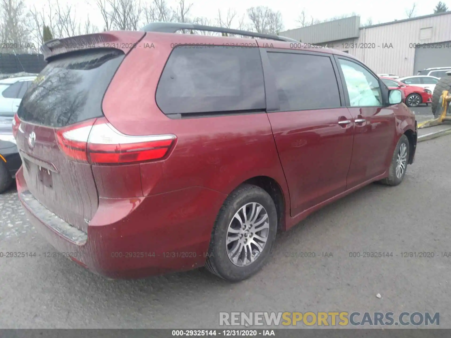 4 Фотография поврежденного автомобиля 5TDYZ3DC1KS994012 TOYOTA SIENNA 2019