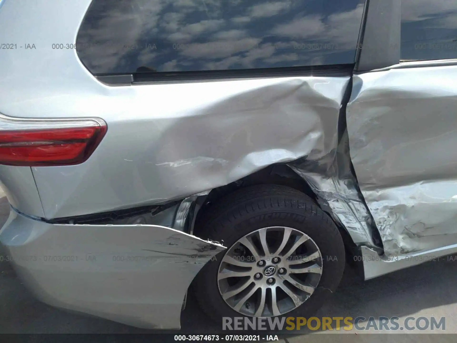 6 Photograph of a damaged car 5TDYZ3DC2KS003349 TOYOTA SIENNA 2019