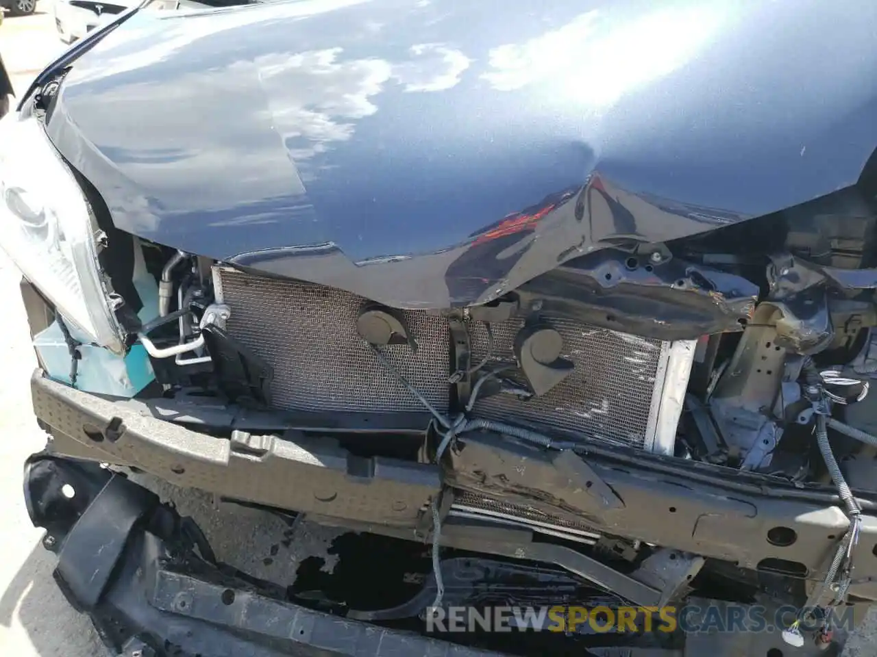 7 Photograph of a damaged car 5TDYZ3DC2KS004971 TOYOTA SIENNA 2019