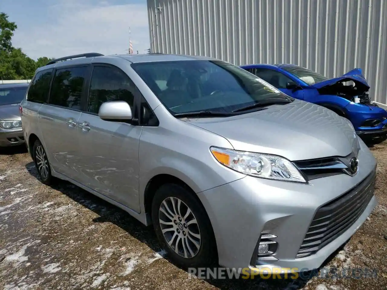 1 Photograph of a damaged car 5TDYZ3DC2KS011712 TOYOTA SIENNA 2019