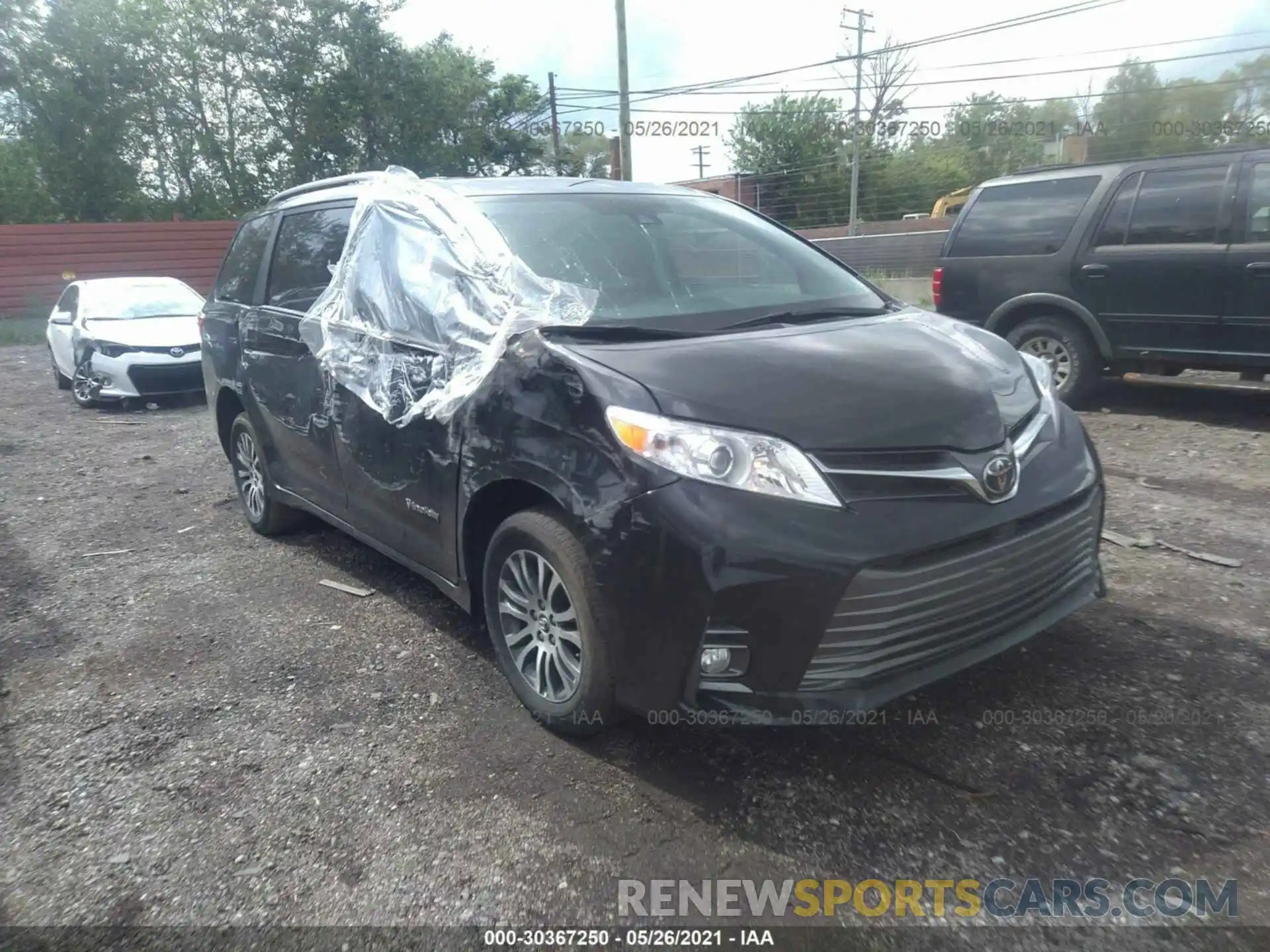 1 Photograph of a damaged car 5TDYZ3DC2KS014657 TOYOTA SIENNA 2019