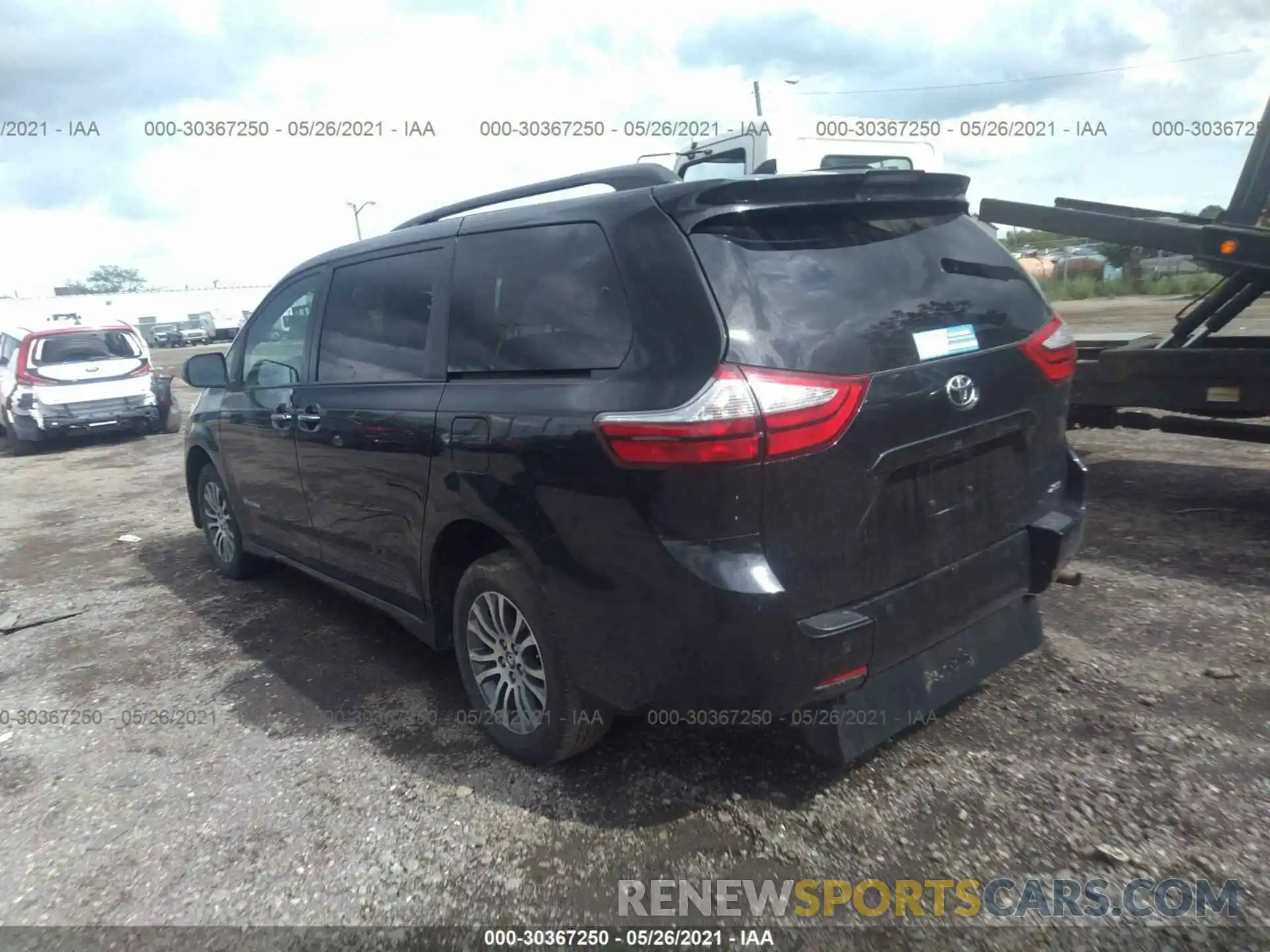 3 Фотография поврежденного автомобиля 5TDYZ3DC2KS014657 TOYOTA SIENNA 2019