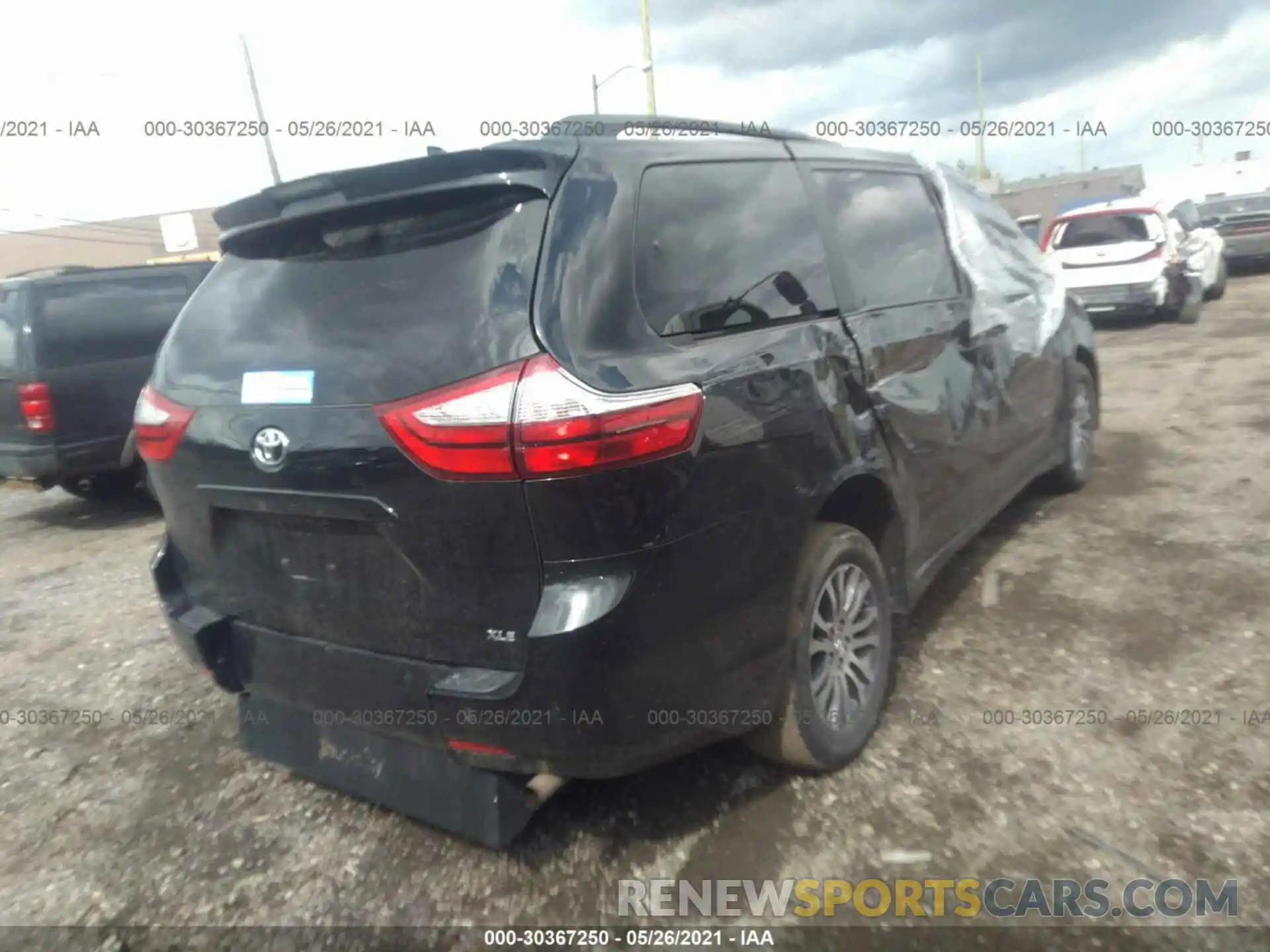 4 Фотография поврежденного автомобиля 5TDYZ3DC2KS014657 TOYOTA SIENNA 2019