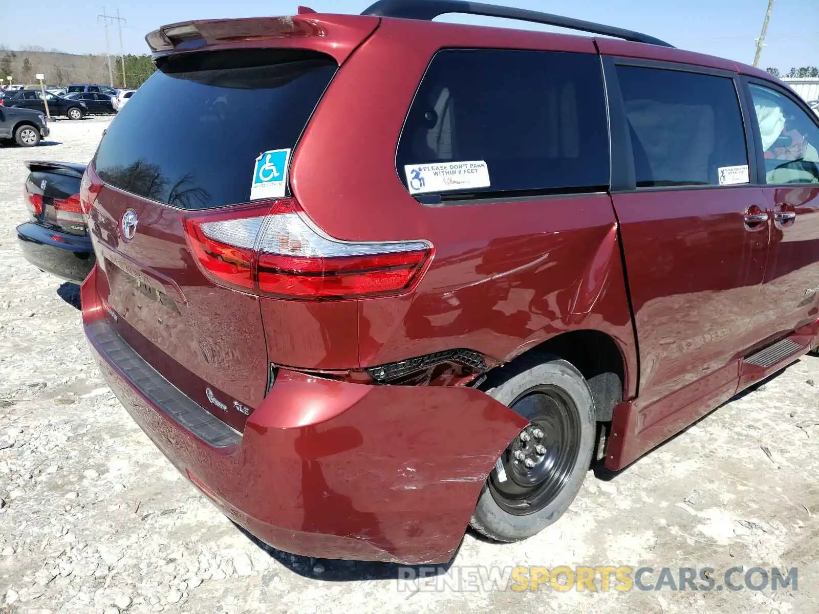 9 Фотография поврежденного автомобиля 5TDYZ3DC2KS014822 TOYOTA SIENNA 2019