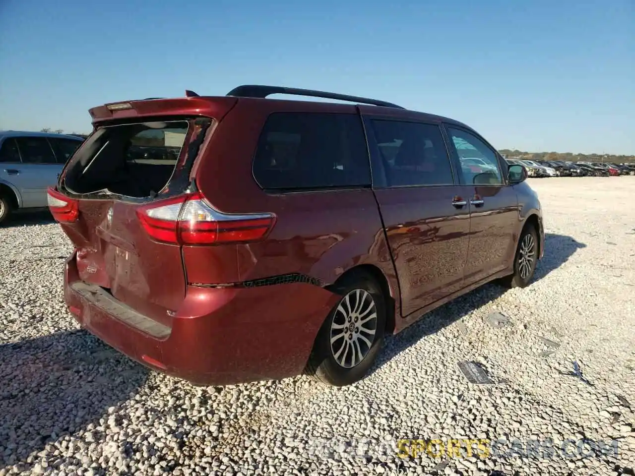 4 Фотография поврежденного автомобиля 5TDYZ3DC2KS977218 TOYOTA SIENNA 2019