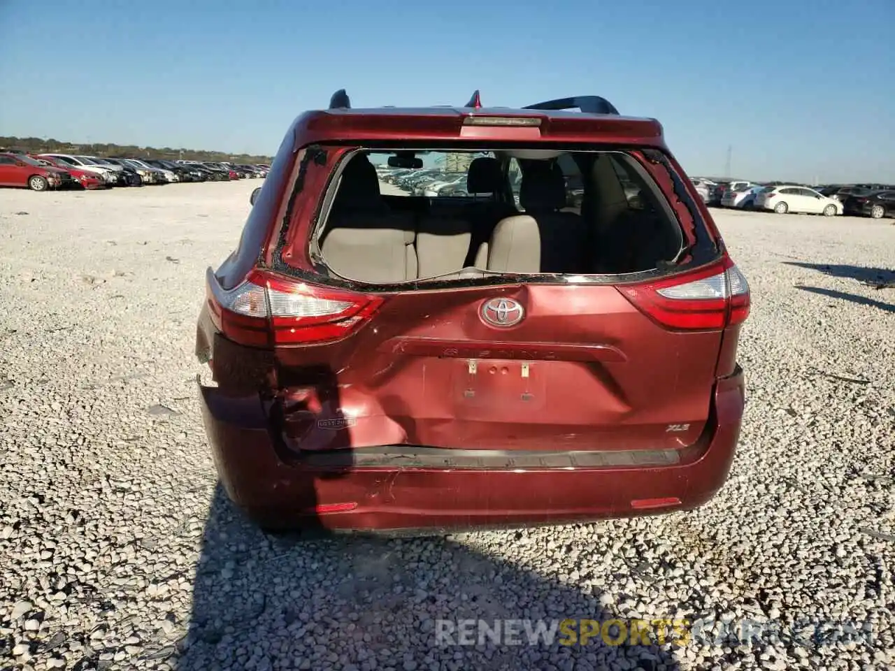 9 Photograph of a damaged car 5TDYZ3DC2KS977218 TOYOTA SIENNA 2019