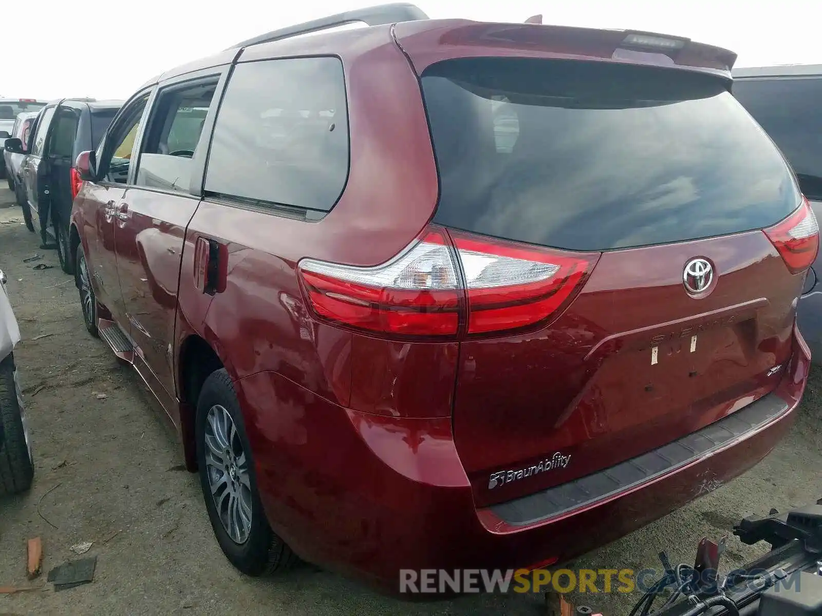 3 Фотография поврежденного автомобиля 5TDYZ3DC2KS980958 TOYOTA SIENNA 2019