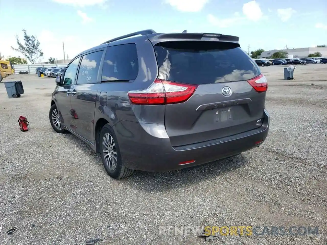 3 Фотография поврежденного автомобиля 5TDYZ3DC2KS984430 TOYOTA SIENNA 2019