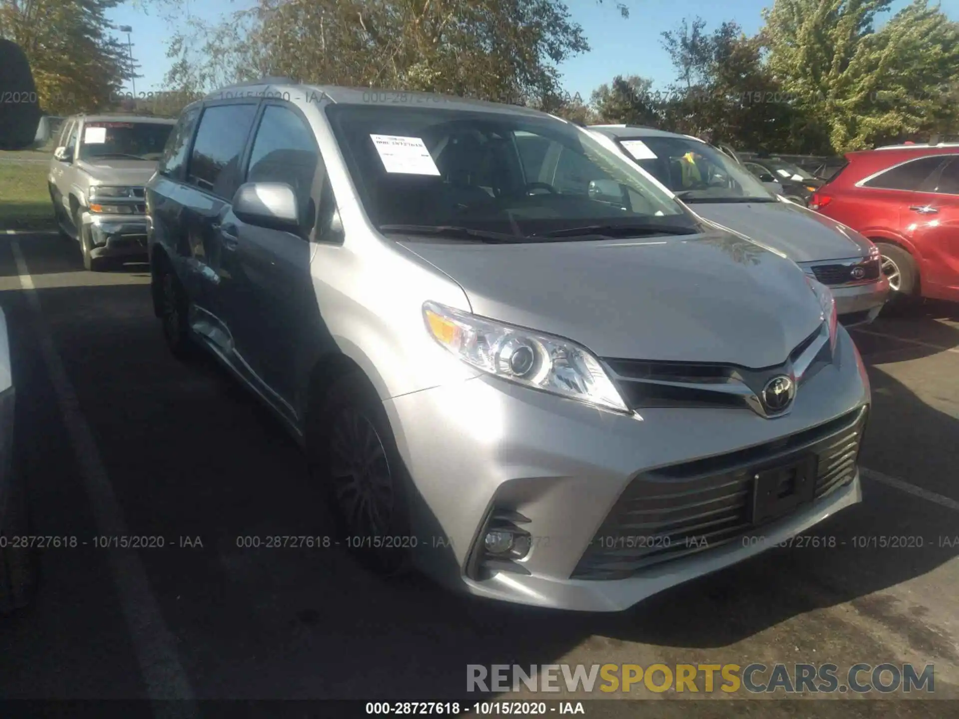 1 Photograph of a damaged car 5TDYZ3DC2KS986386 TOYOTA SIENNA 2019