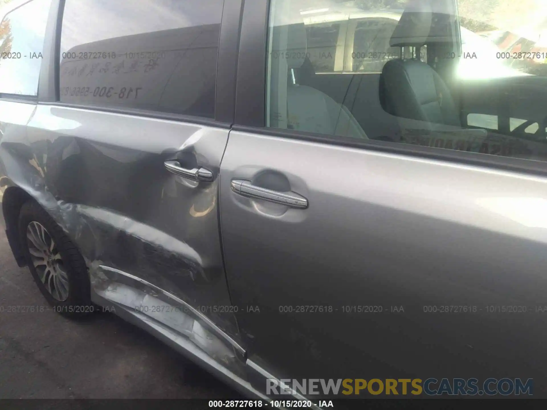 6 Photograph of a damaged car 5TDYZ3DC2KS986386 TOYOTA SIENNA 2019