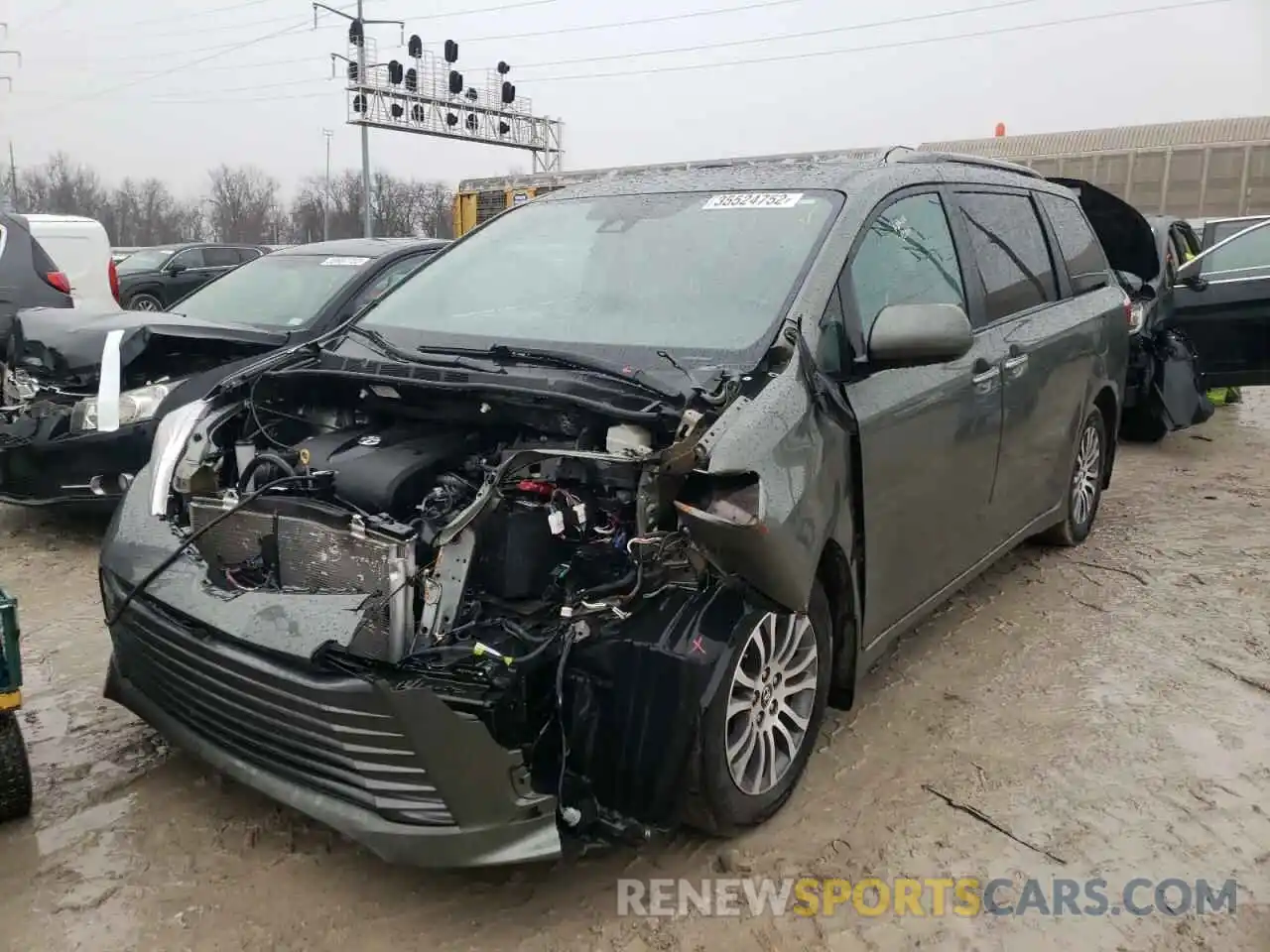 2 Фотография поврежденного автомобиля 5TDYZ3DC2KS986520 TOYOTA SIENNA 2019