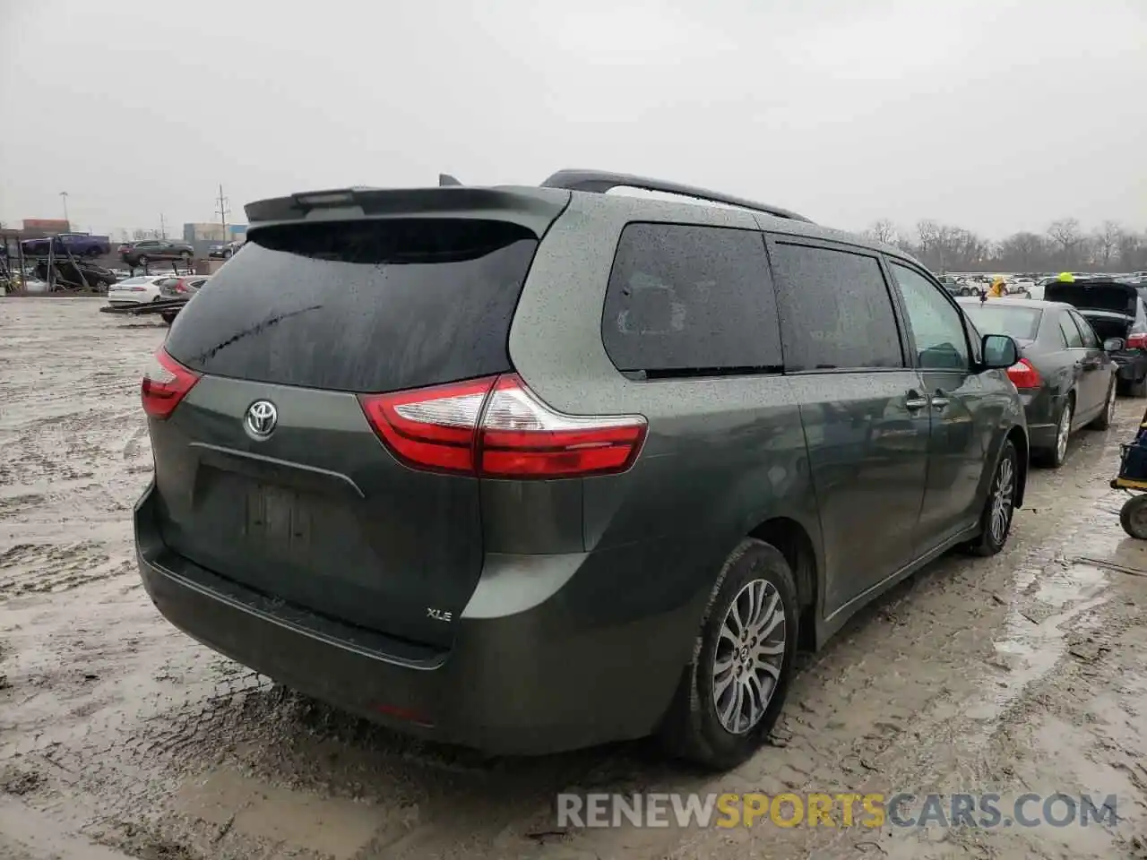 4 Фотография поврежденного автомобиля 5TDYZ3DC2KS986520 TOYOTA SIENNA 2019