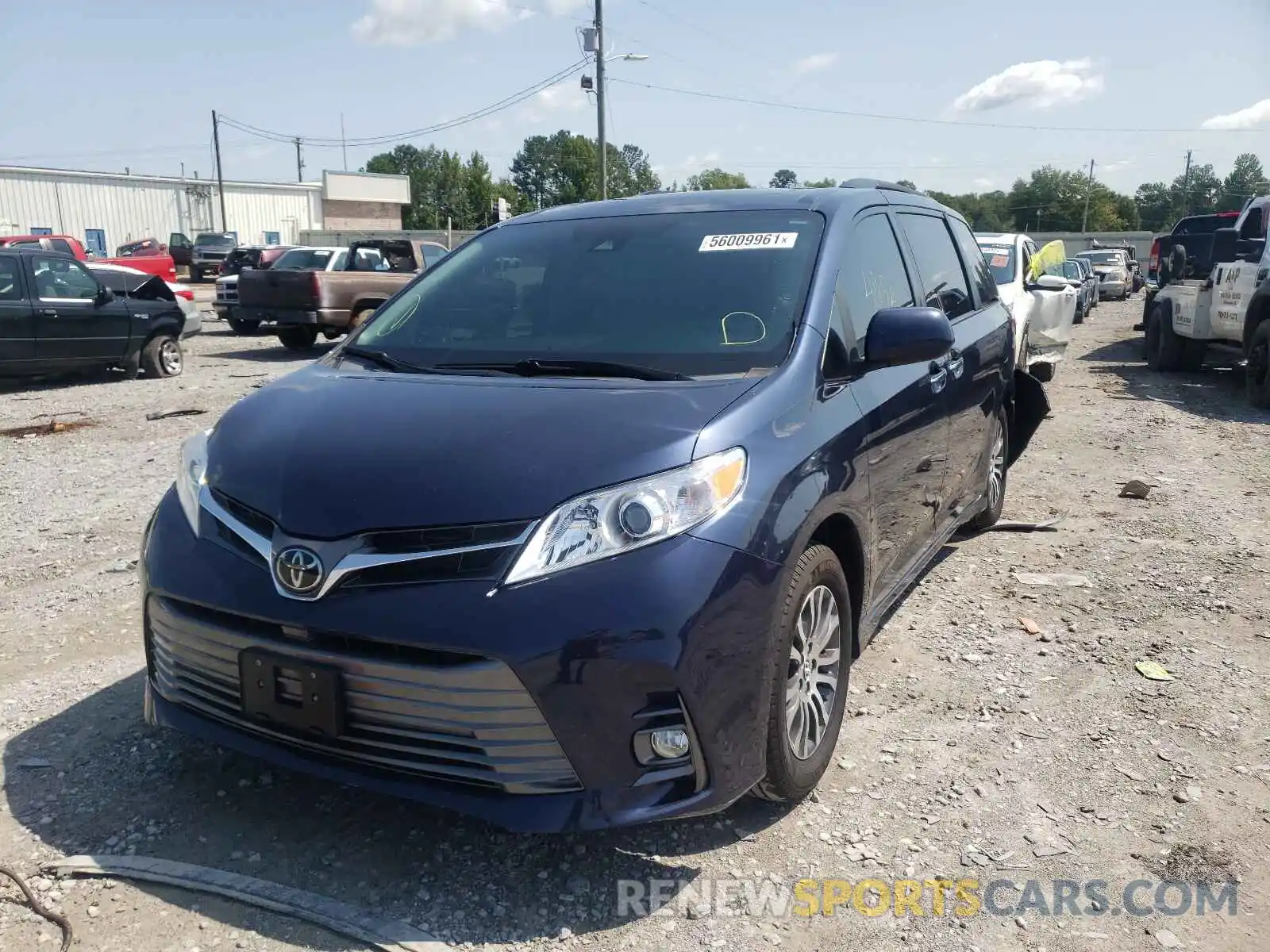 2 Фотография поврежденного автомобиля 5TDYZ3DC2KS989062 TOYOTA SIENNA 2019