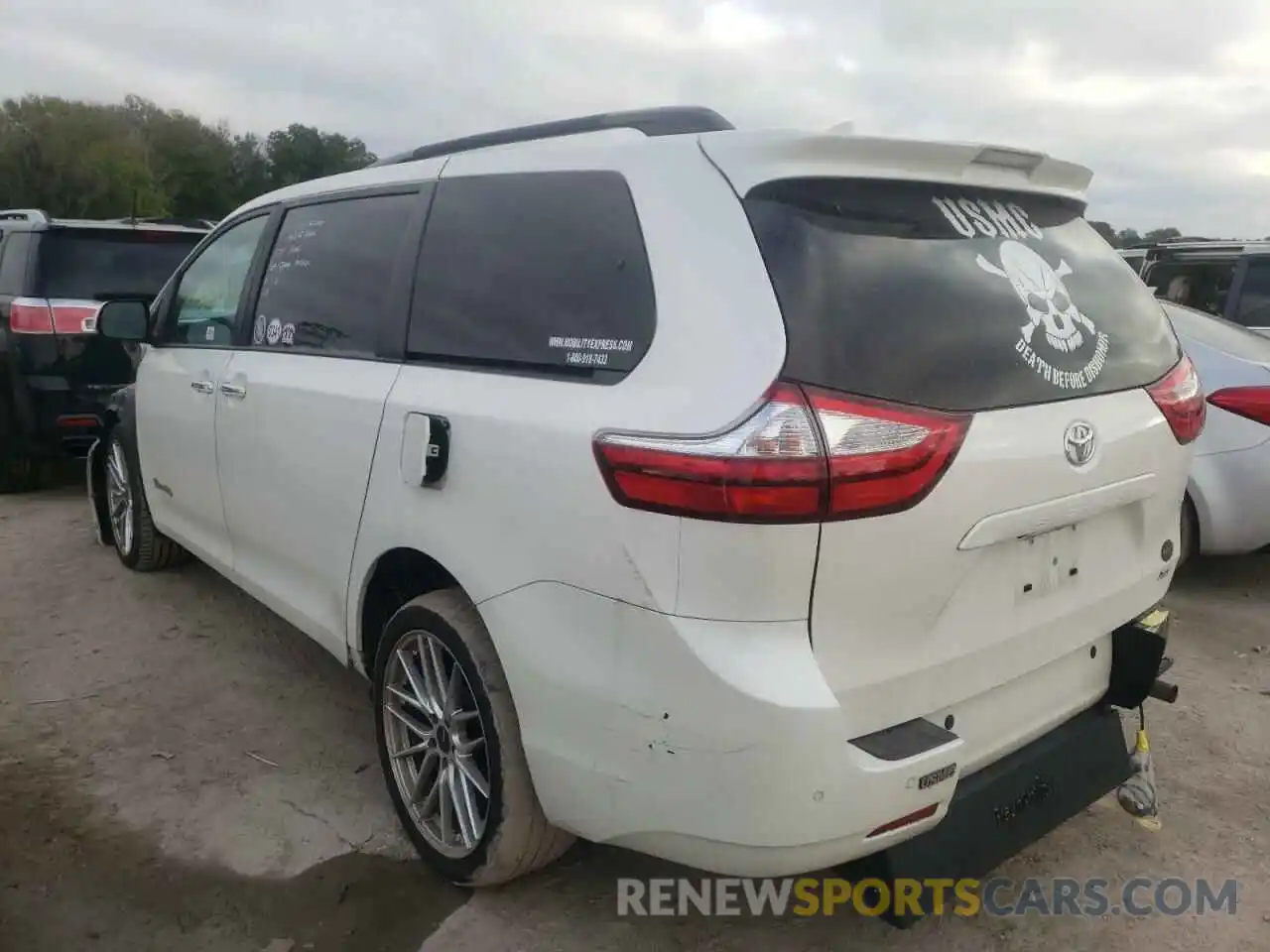 3 Фотография поврежденного автомобиля 5TDYZ3DC3KS007975 TOYOTA SIENNA 2019