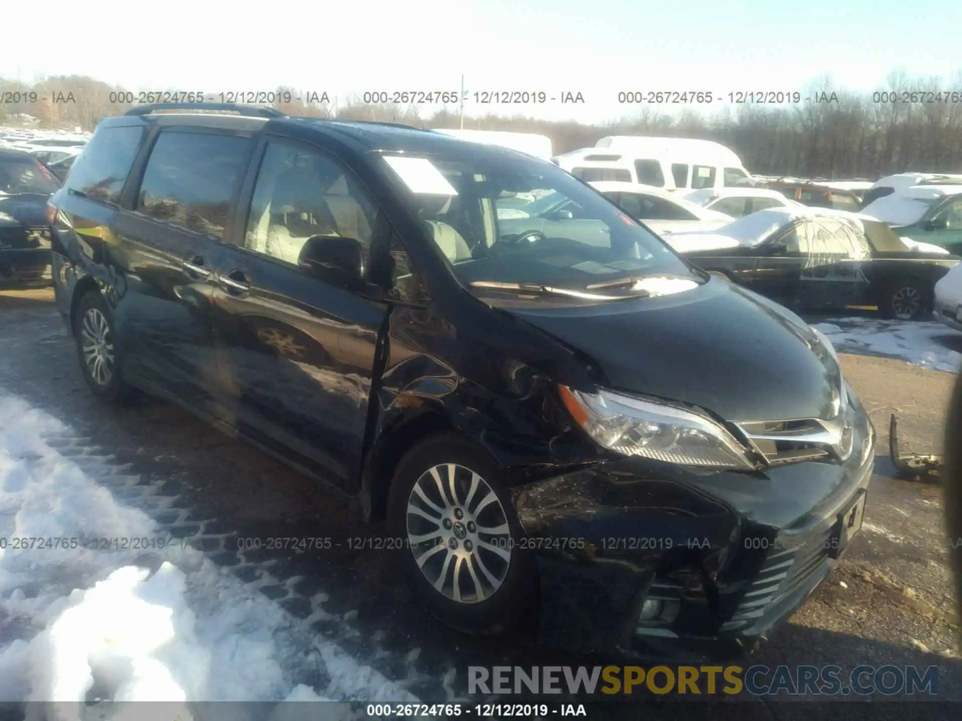 1 Photograph of a damaged car 5TDYZ3DC3KS012741 TOYOTA SIENNA 2019