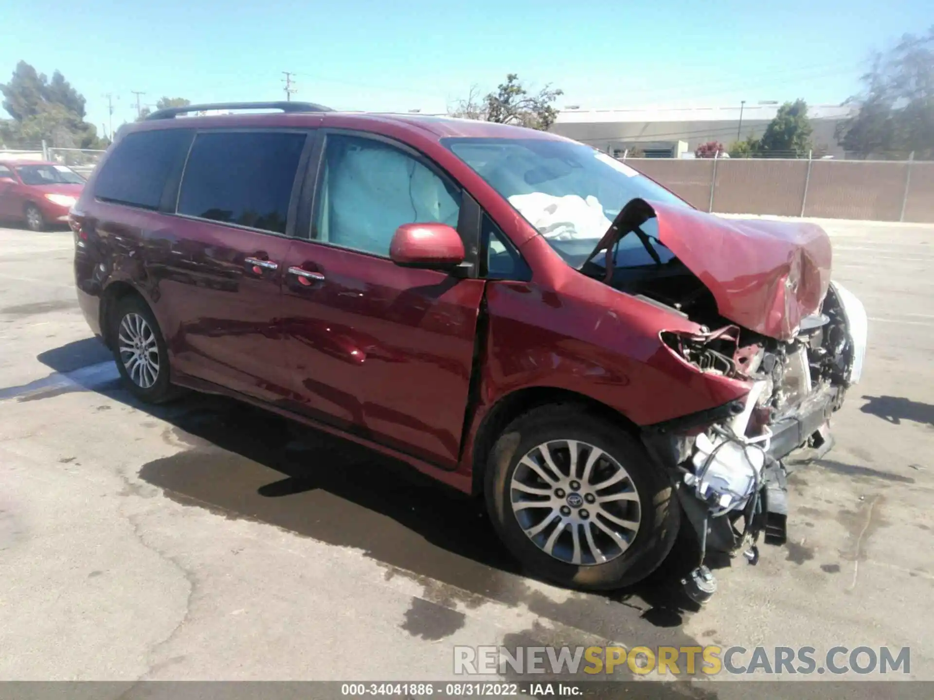 1 Photograph of a damaged car 5TDYZ3DC3KS015056 TOYOTA SIENNA 2019