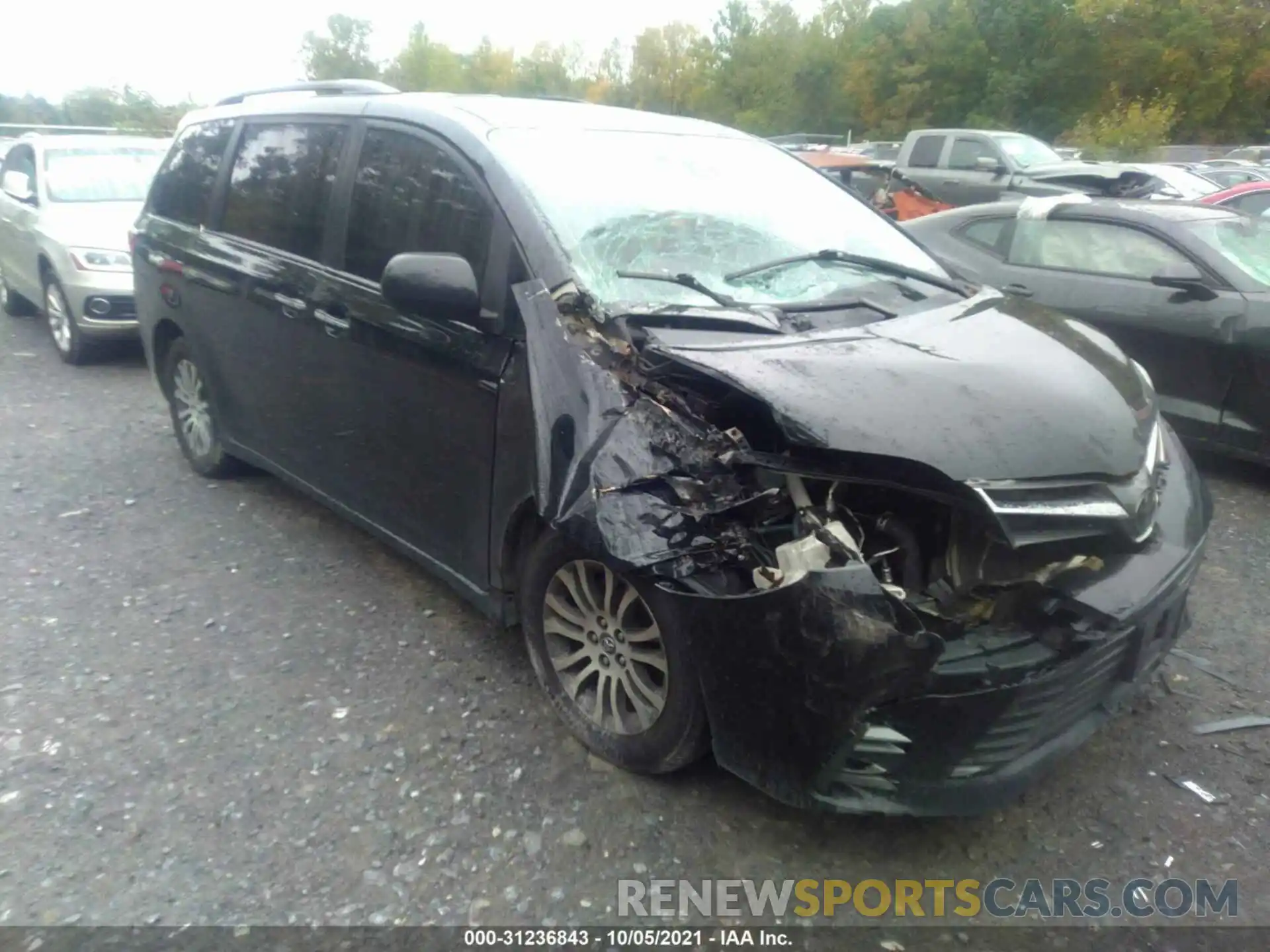 1 Photograph of a damaged car 5TDYZ3DC3KS019253 TOYOTA SIENNA 2019