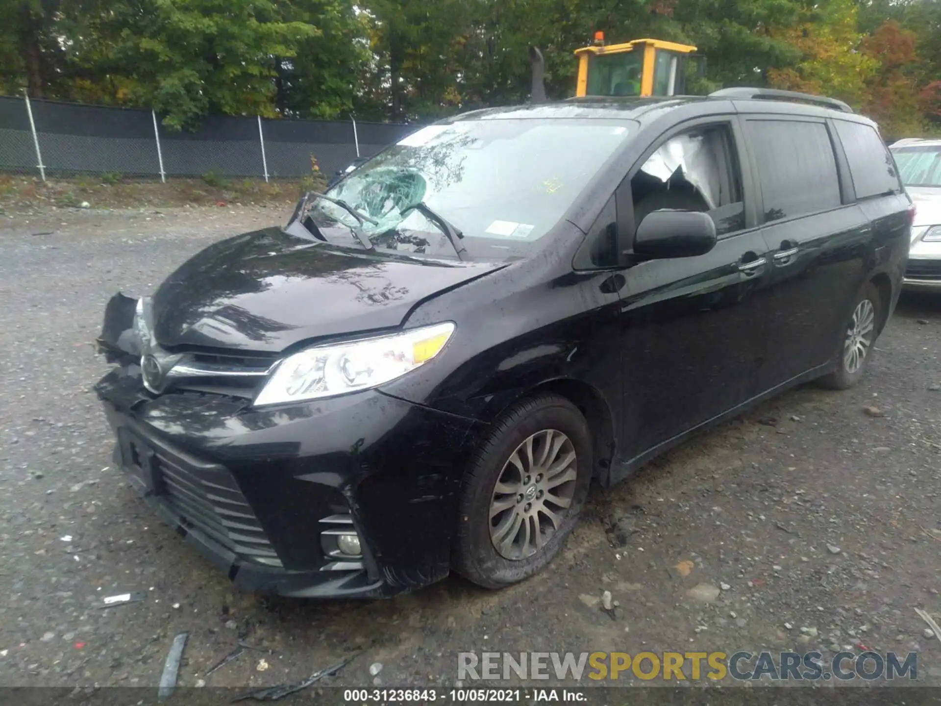 2 Фотография поврежденного автомобиля 5TDYZ3DC3KS019253 TOYOTA SIENNA 2019