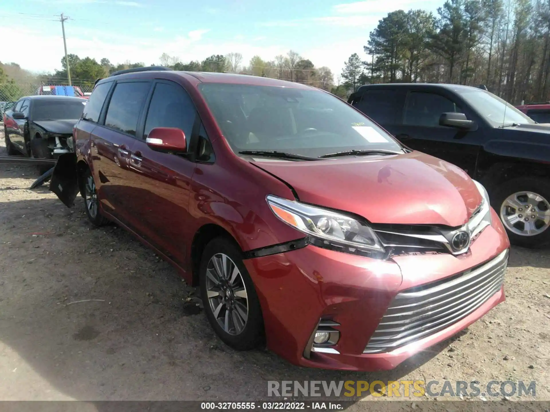 1 Photograph of a damaged car 5TDYZ3DC3KS020029 TOYOTA SIENNA 2019