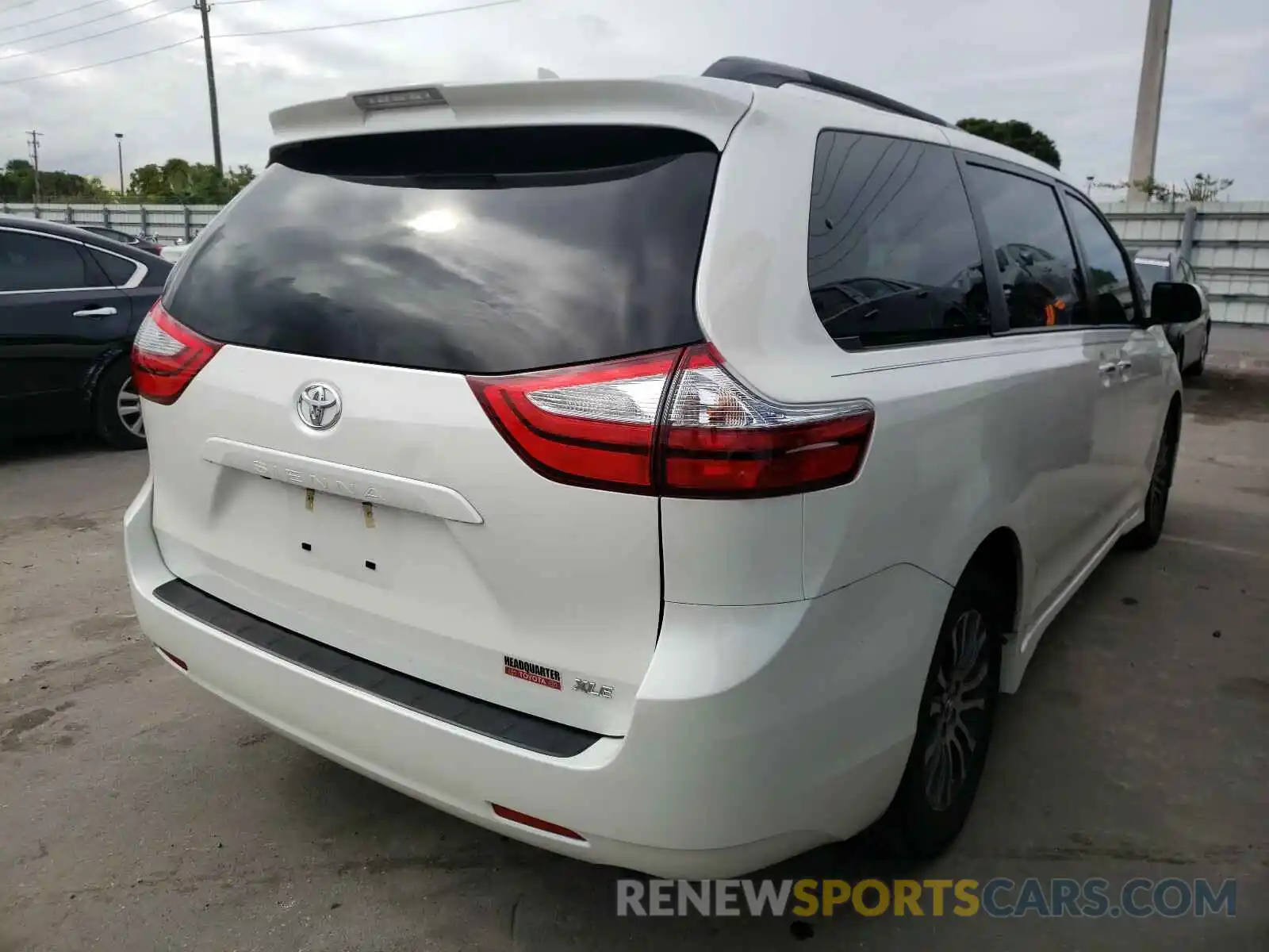 4 Фотография поврежденного автомобиля 5TDYZ3DC3KS968415 TOYOTA SIENNA 2019