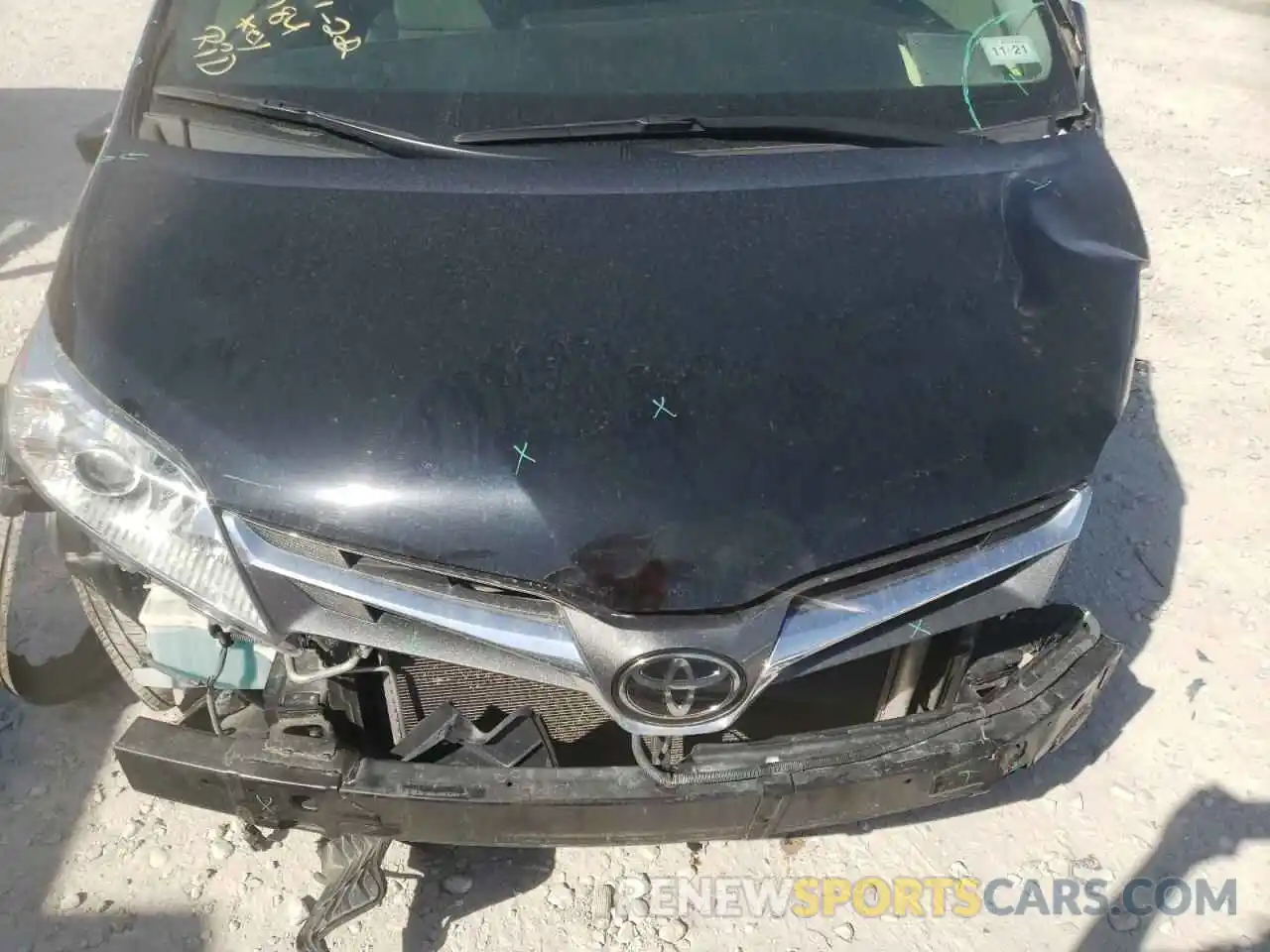 7 Photograph of a damaged car 5TDYZ3DC3KS976465 TOYOTA SIENNA 2019