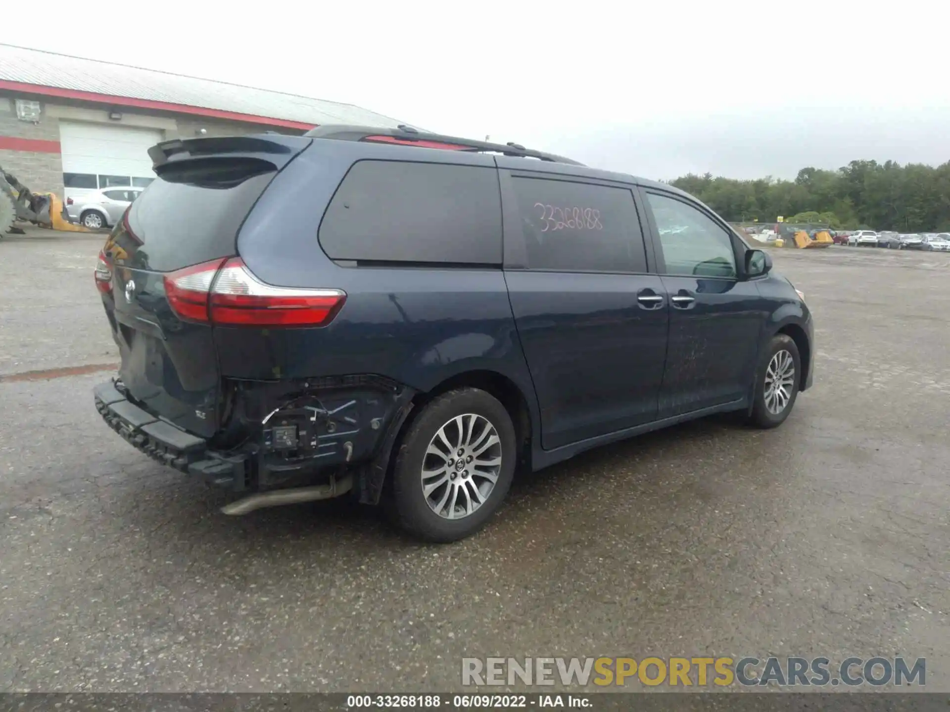 4 Фотография поврежденного автомобиля 5TDYZ3DC3KS984131 TOYOTA SIENNA 2019