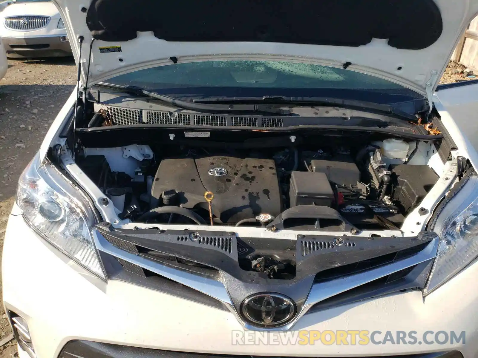 7 Photograph of a damaged car 5TDYZ3DC3KS985165 TOYOTA SIENNA 2019