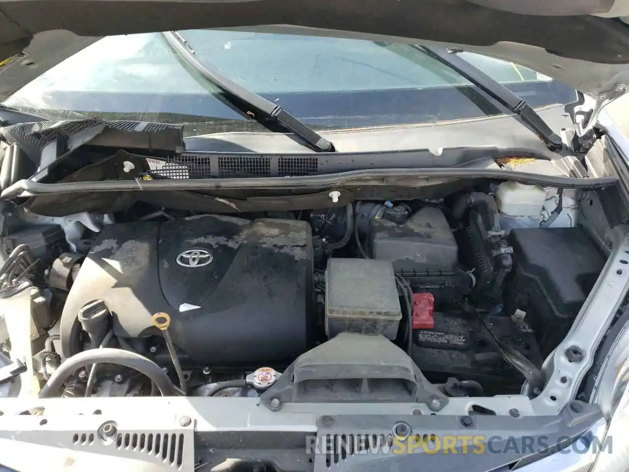 7 Photograph of a damaged car 5TDYZ3DC3KS985442 TOYOTA SIENNA 2019