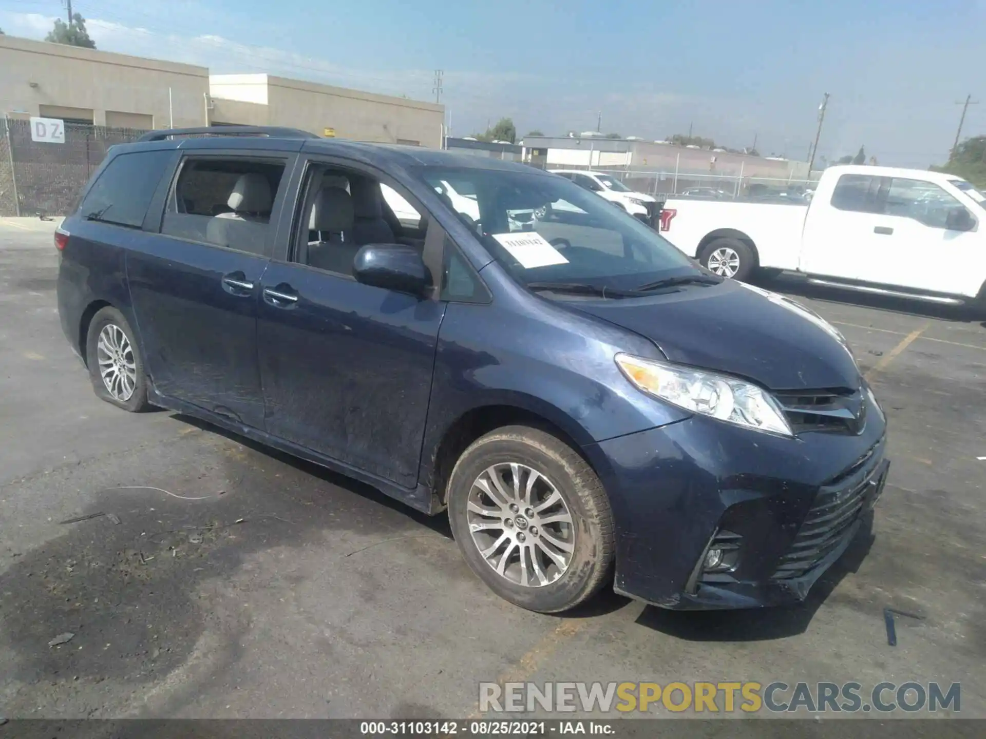 1 Фотография поврежденного автомобиля 5TDYZ3DC3KS987515 TOYOTA SIENNA 2019