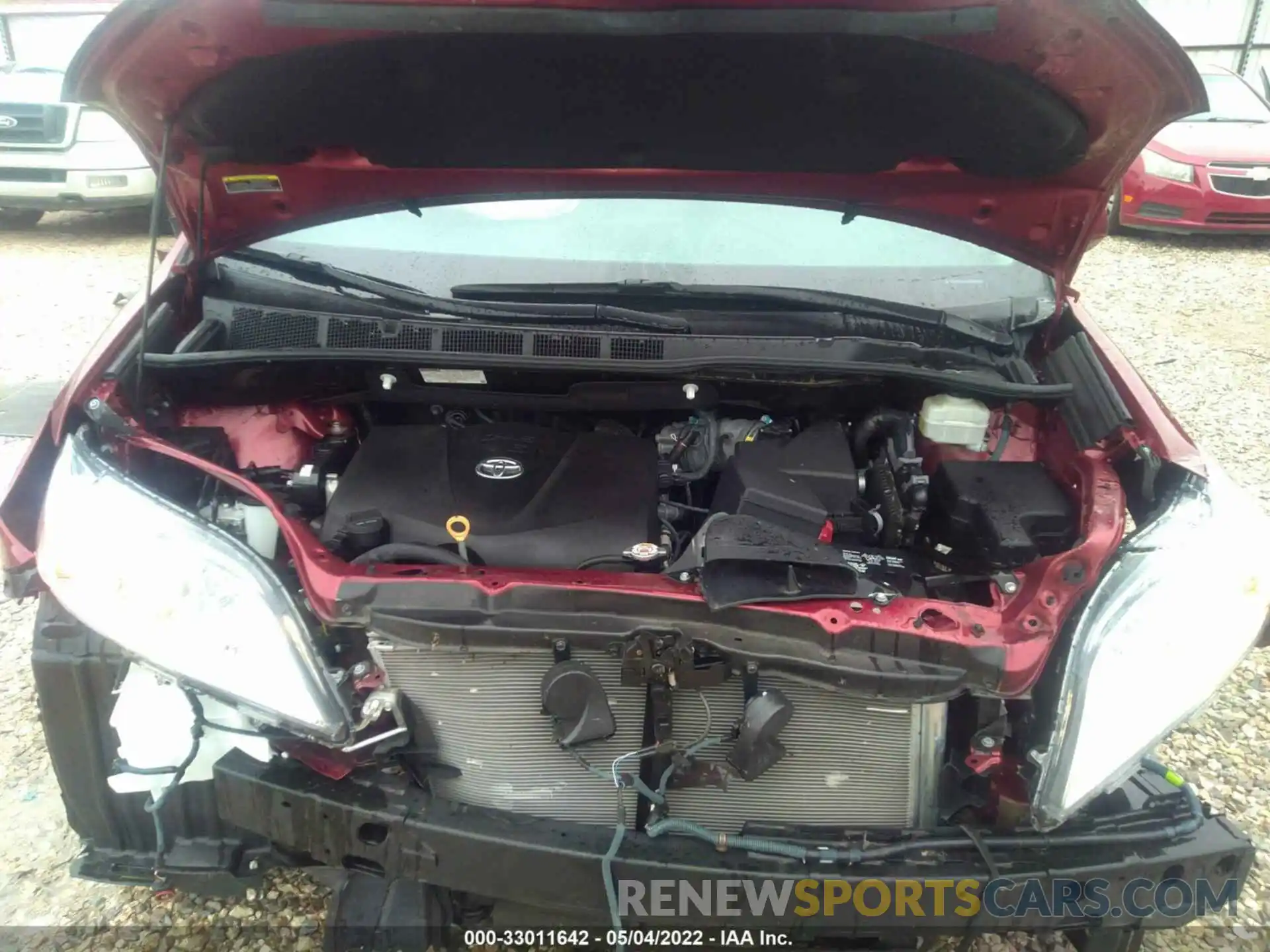 10 Photograph of a damaged car 5TDYZ3DC3KS993539 TOYOTA SIENNA 2019