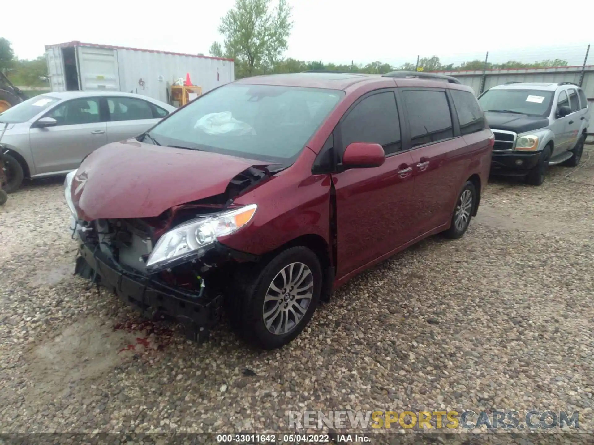 2 Photograph of a damaged car 5TDYZ3DC3KS993539 TOYOTA SIENNA 2019